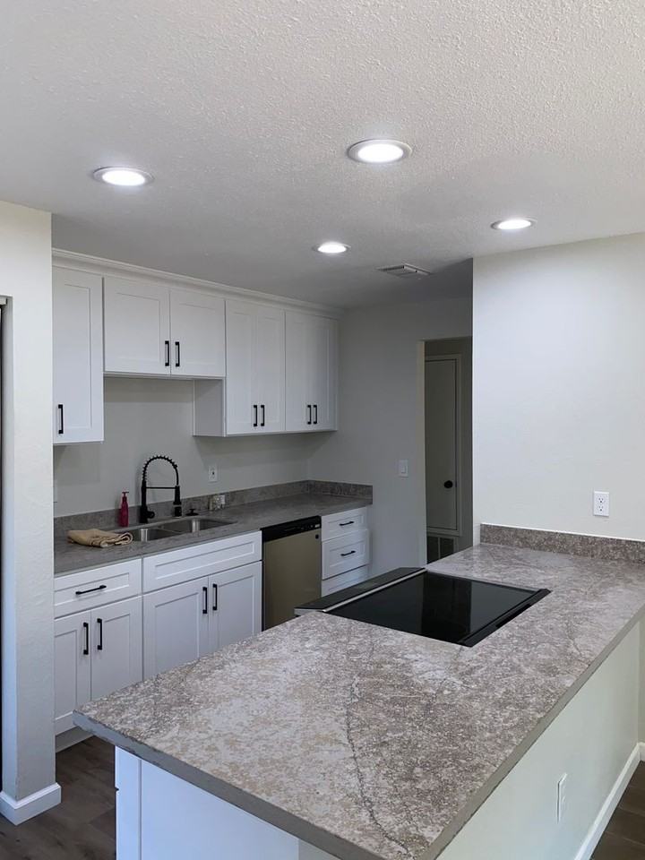 110 Wildflower Dr - Photo 2 of 14