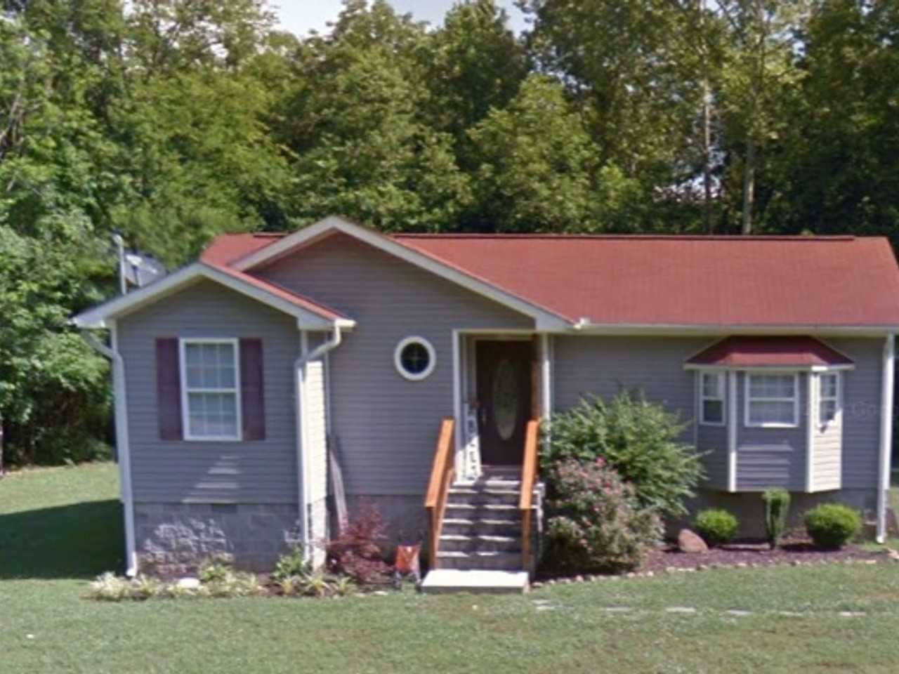 115 Gulch Rd - Photo 2 of 16