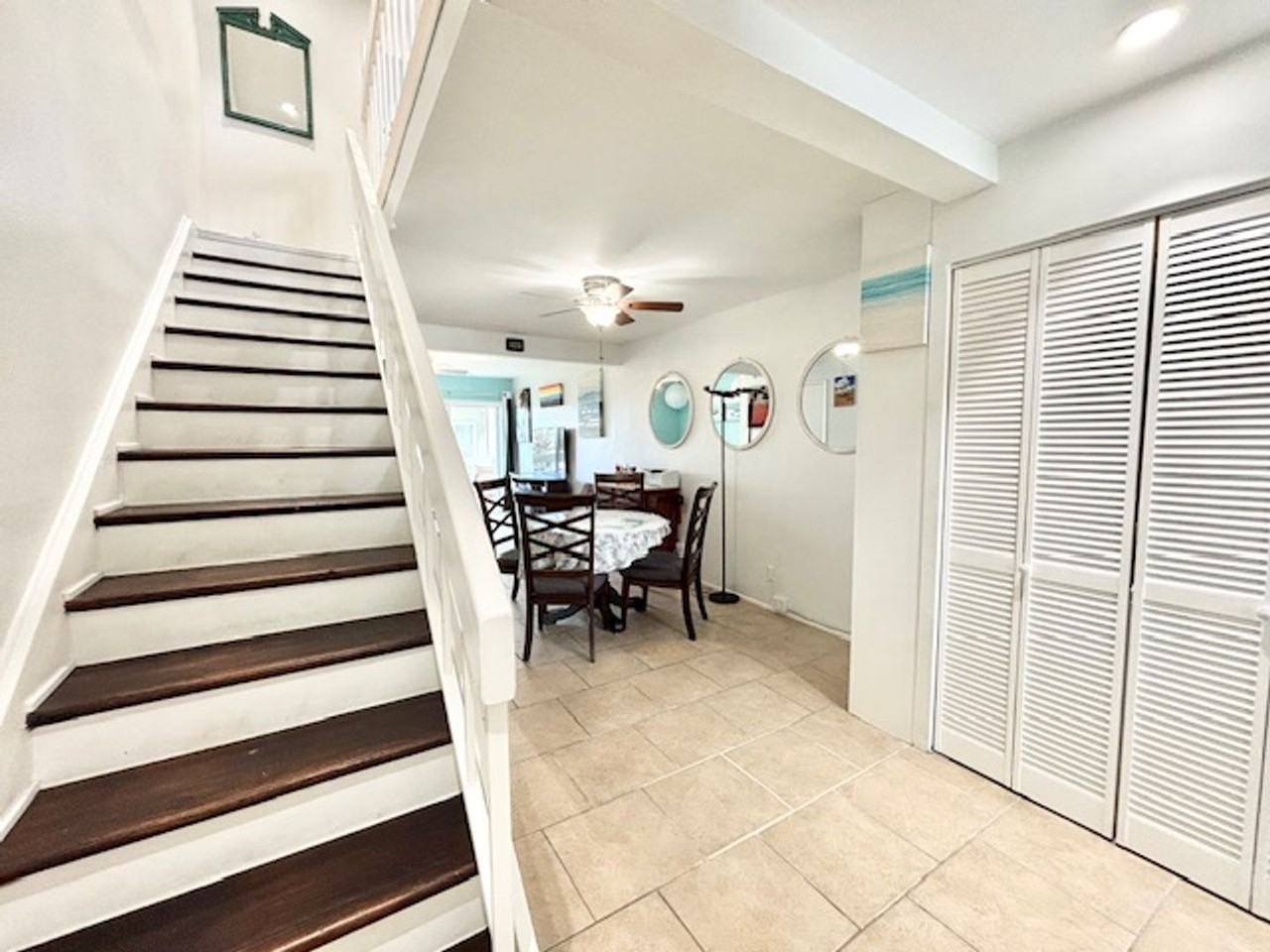 255 S Ventura Rd #238 - Photo 4 of 26