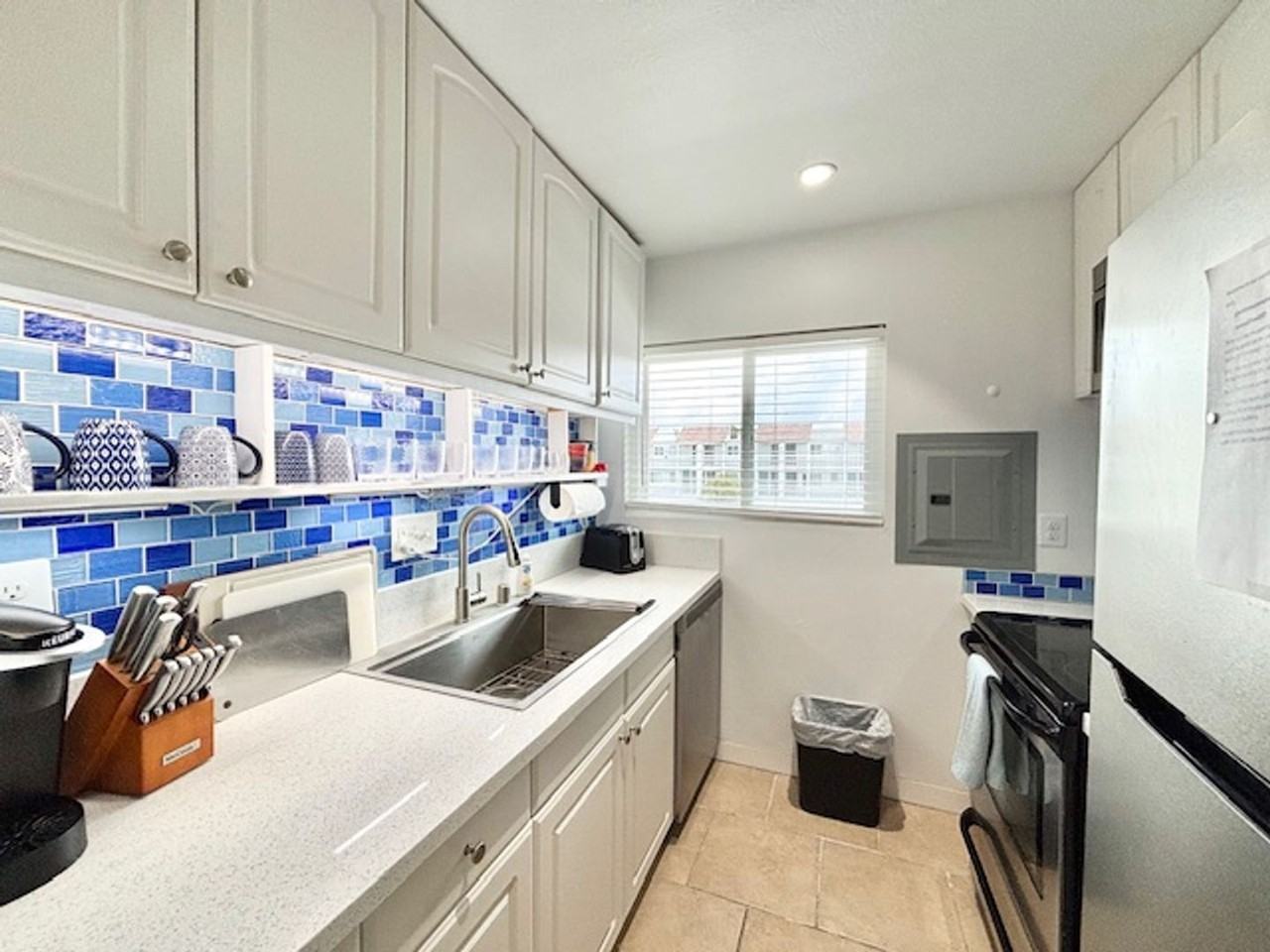 255 S Ventura Rd #238 - Photo 5 of 26