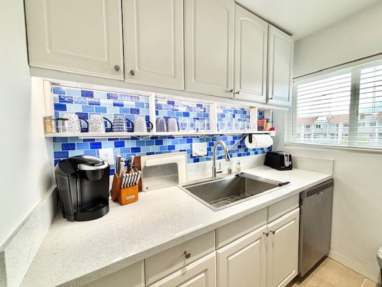 255 S Ventura Rd #238 - Photo 6 of 26