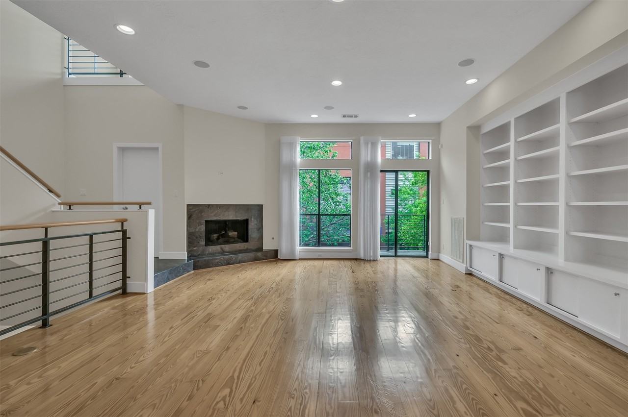 1503 California St #1503B - Photo 4 of 23