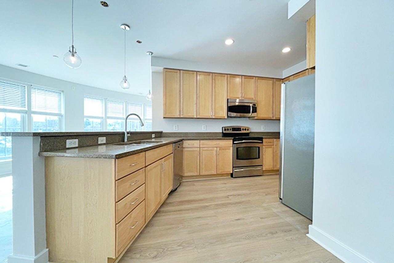 26 New Derby St - Photo 3 of 10