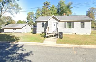 featured image of 421 23rd Ave E