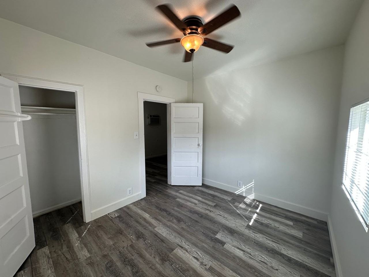 807 G St - Photo 6 of 13