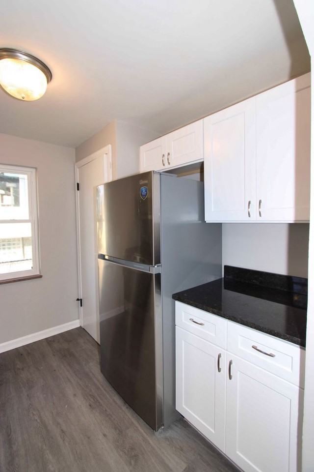 855 Academy Ave - Photo 6 of 19