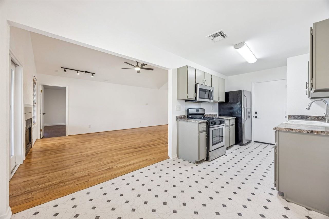 11506 Ruffed Grouse Dr - Photo 4 of 16