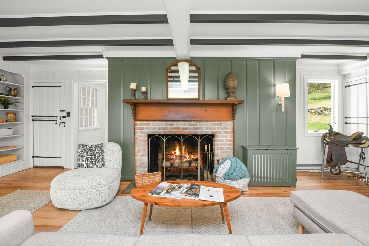 41 Botsford Rd - Photo 3 of 31