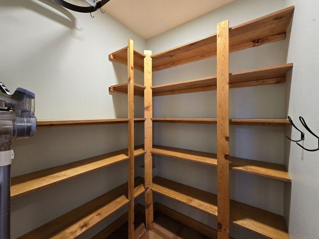 2230 45th St - Photo 3 of 50