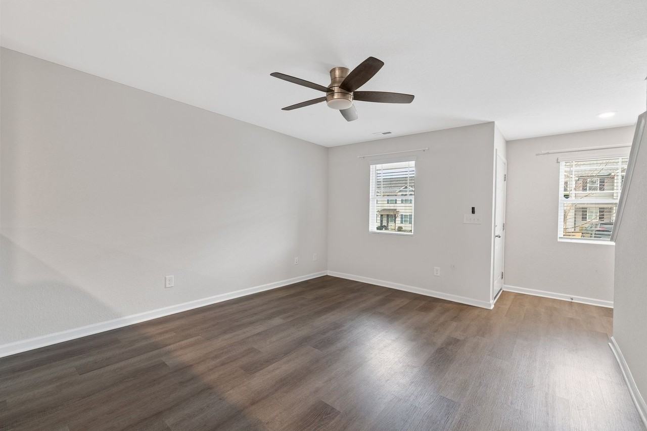 2056 Wiggins Village Dr - Photo 5 of 32