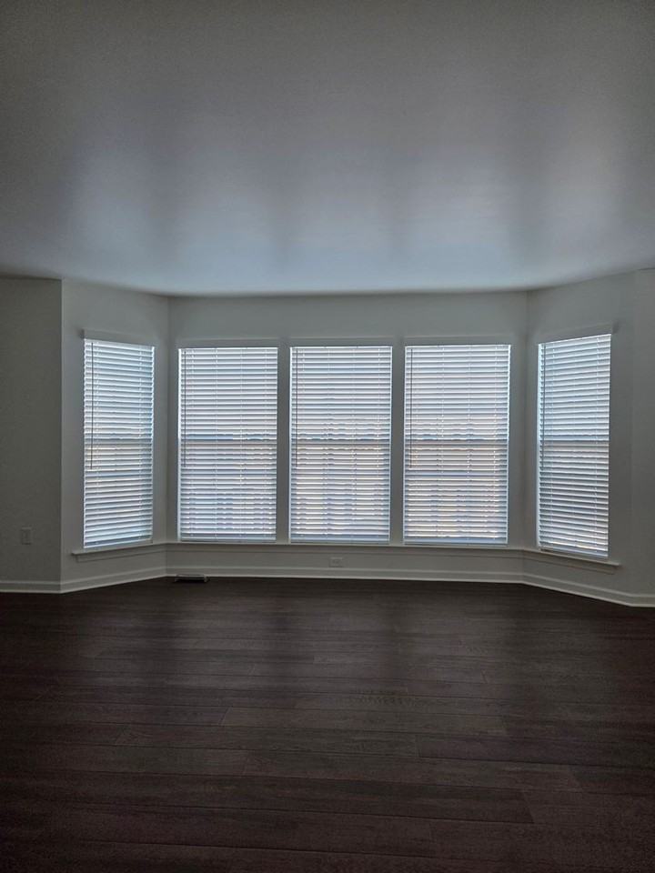 2670 Sultan Supreme Way - Photo 4 of 19