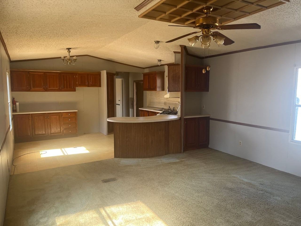 1413 Mill Rd - Photo 4 of 11