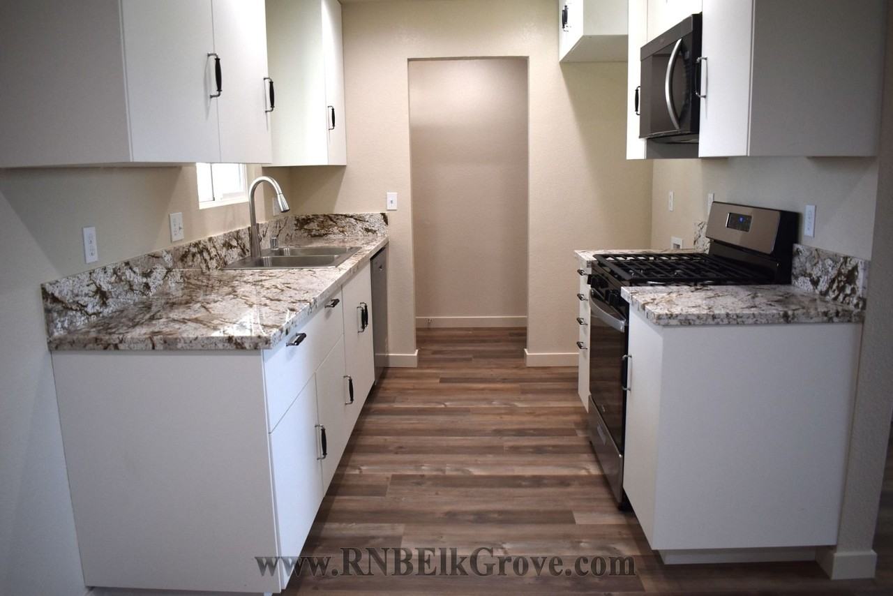 720 Olive Ct - Photo 2 of 21