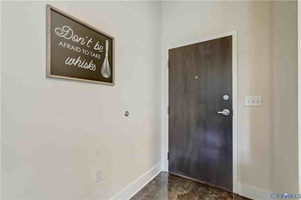 1020 Porter St - Photo 7 of 29