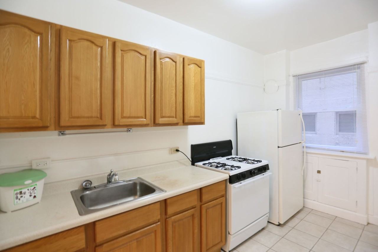 797 Bush St #103 - Photo 3 of 10