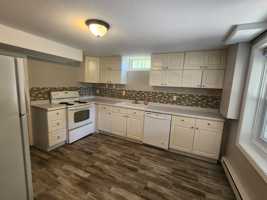 featured image of 643 Summit Ave #B