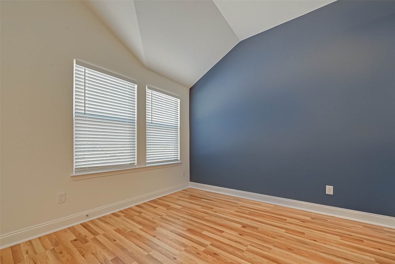 7339 Krueger Rd #7339B - Photo 7 of 46