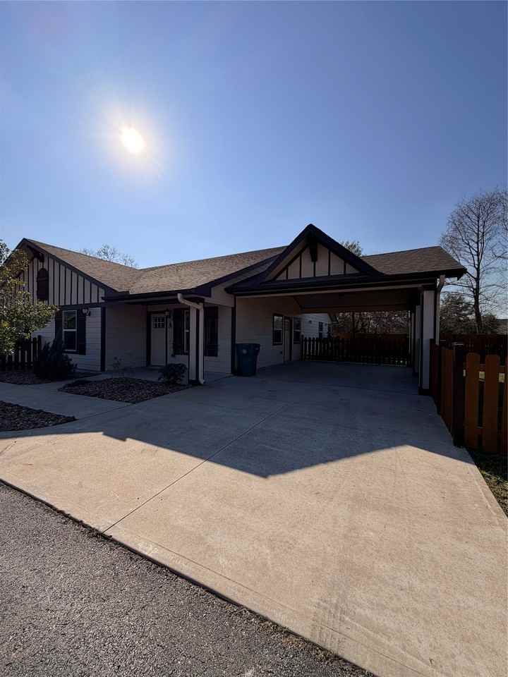 2005 Pasadena Blvd #2005 - Photo 6 of 20