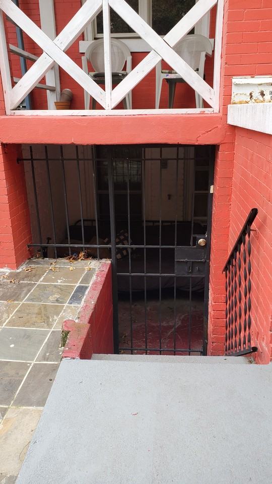 1202 Euclid St Nw #101 - Photo 2 of 14