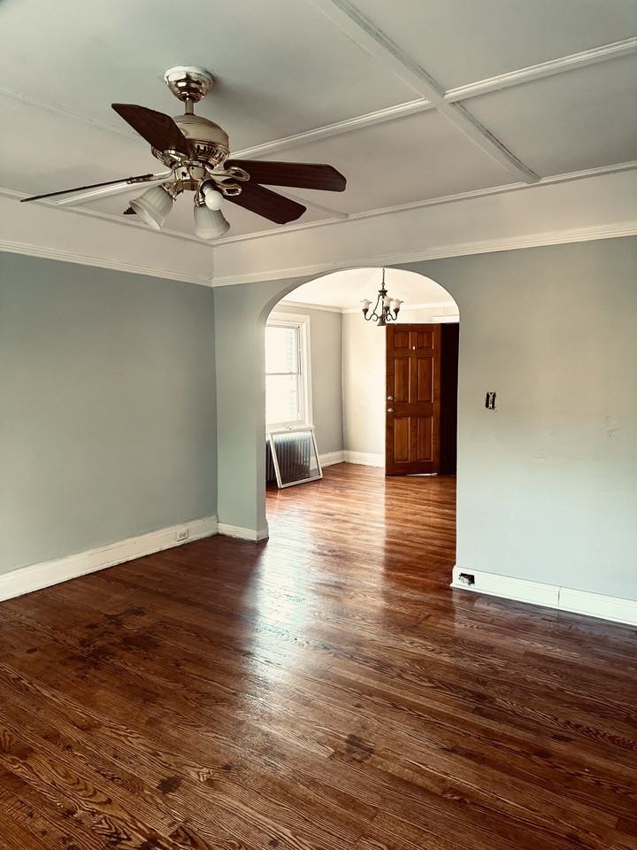 2304 N Kildare Ave #2 - Photo 4 of 7