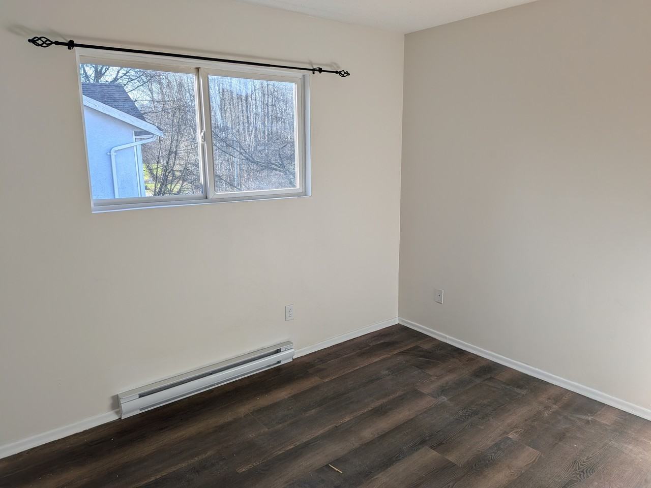 8598 Mccutcheon Ave #A - Photo 3 of 15