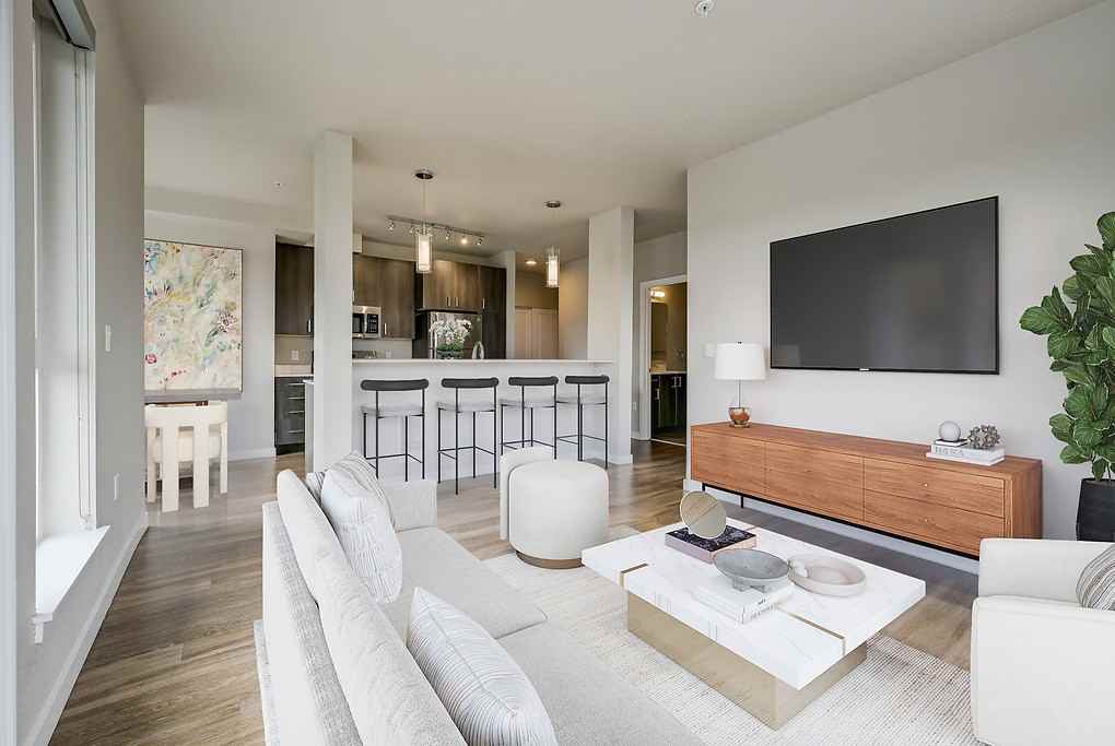 Pure Redmond - Photo 7 of 42