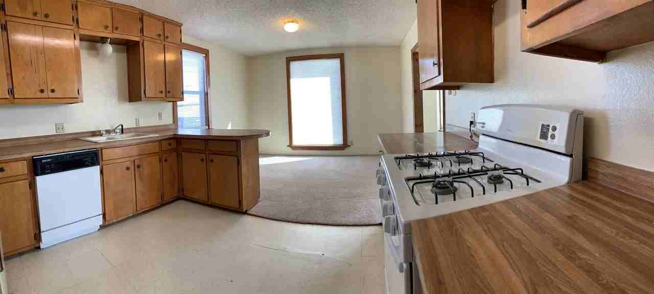 1800 E 6th St #C - Photo 5 of 12