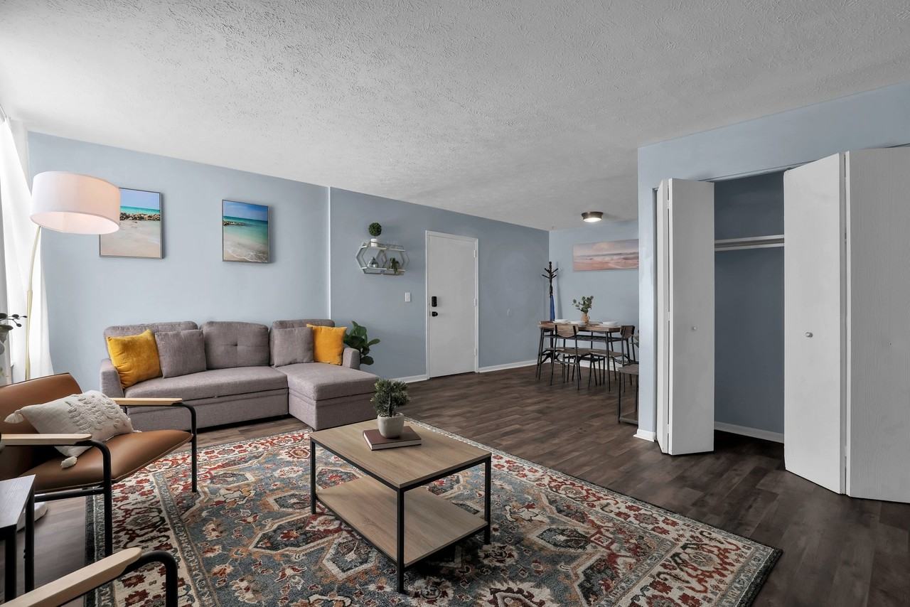 640 King St #640-5 - Photo 3 of 12