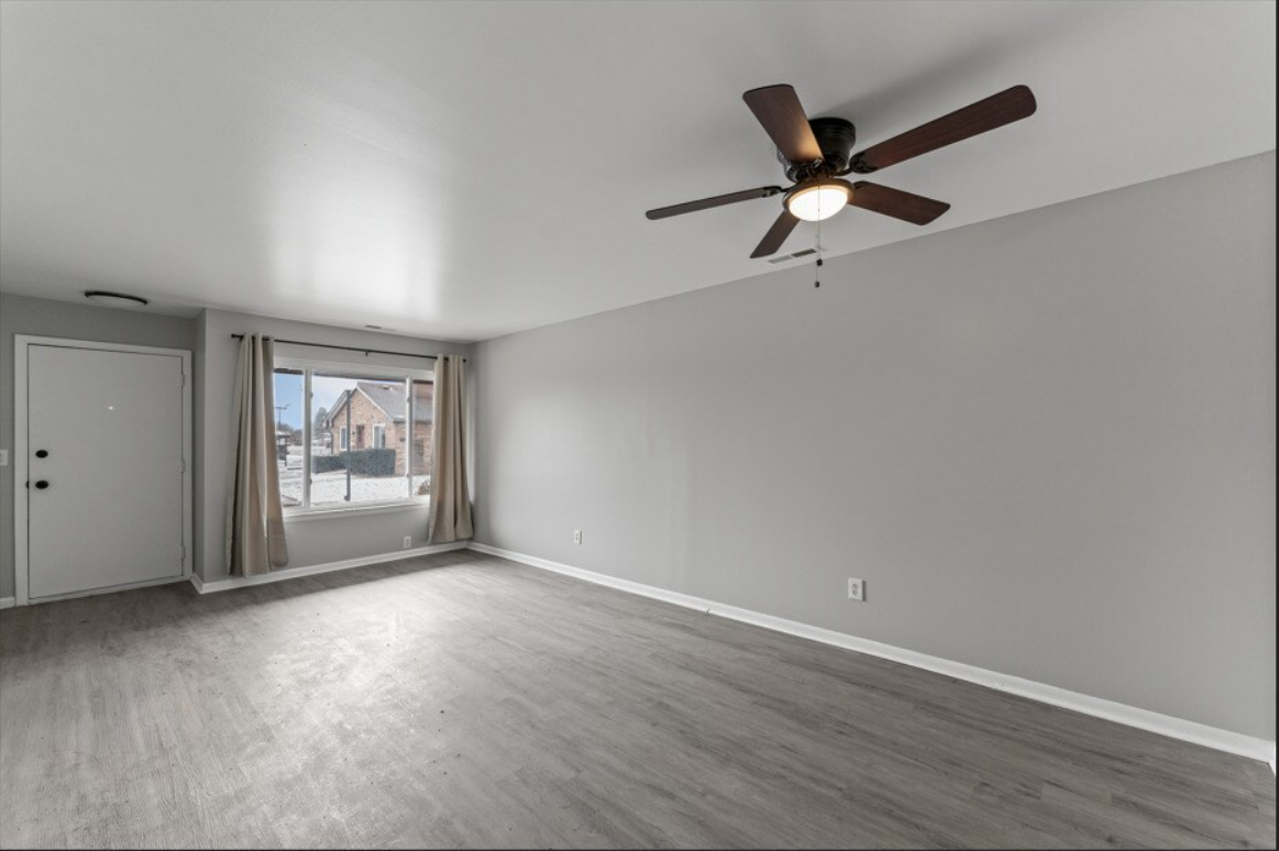 31727 Hoover Rd #21 - Photo 6 of 24