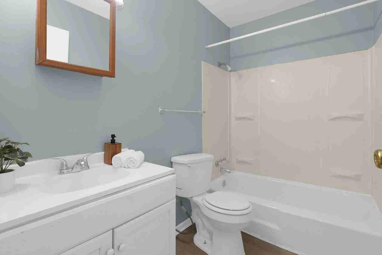770 Burns St #770BURNSD8 - Photo 6 of 11