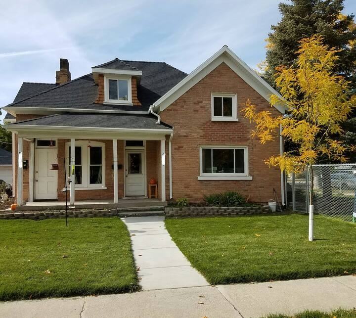 216 S 500 E #216 - Photo 2 of 7