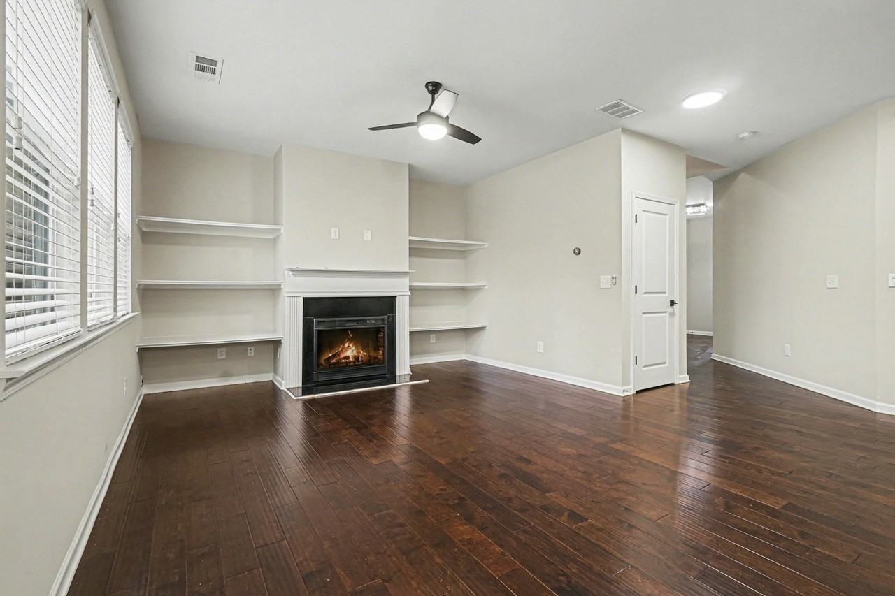 5873 Keystone Lane - Photo 6 of 30