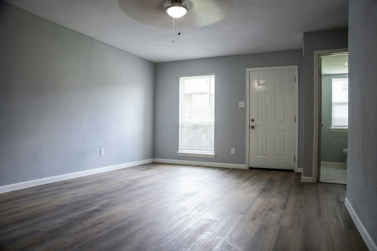 12214 Ormandy Street, Unit 12216 - Photo 4 of 16