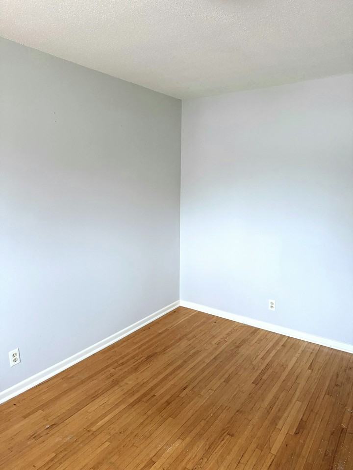 1541 Birmingham Street - Photo 4 of 8