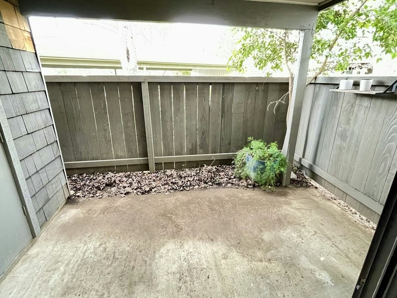 115 La Crosse Drive - Photo 7 of 20