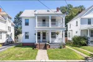 featured image of 1303 Lakeland Ave