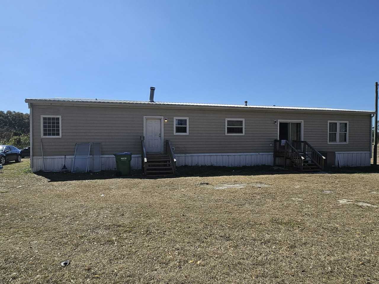 5531 Northwest 165th Street - Photo 2 of 21