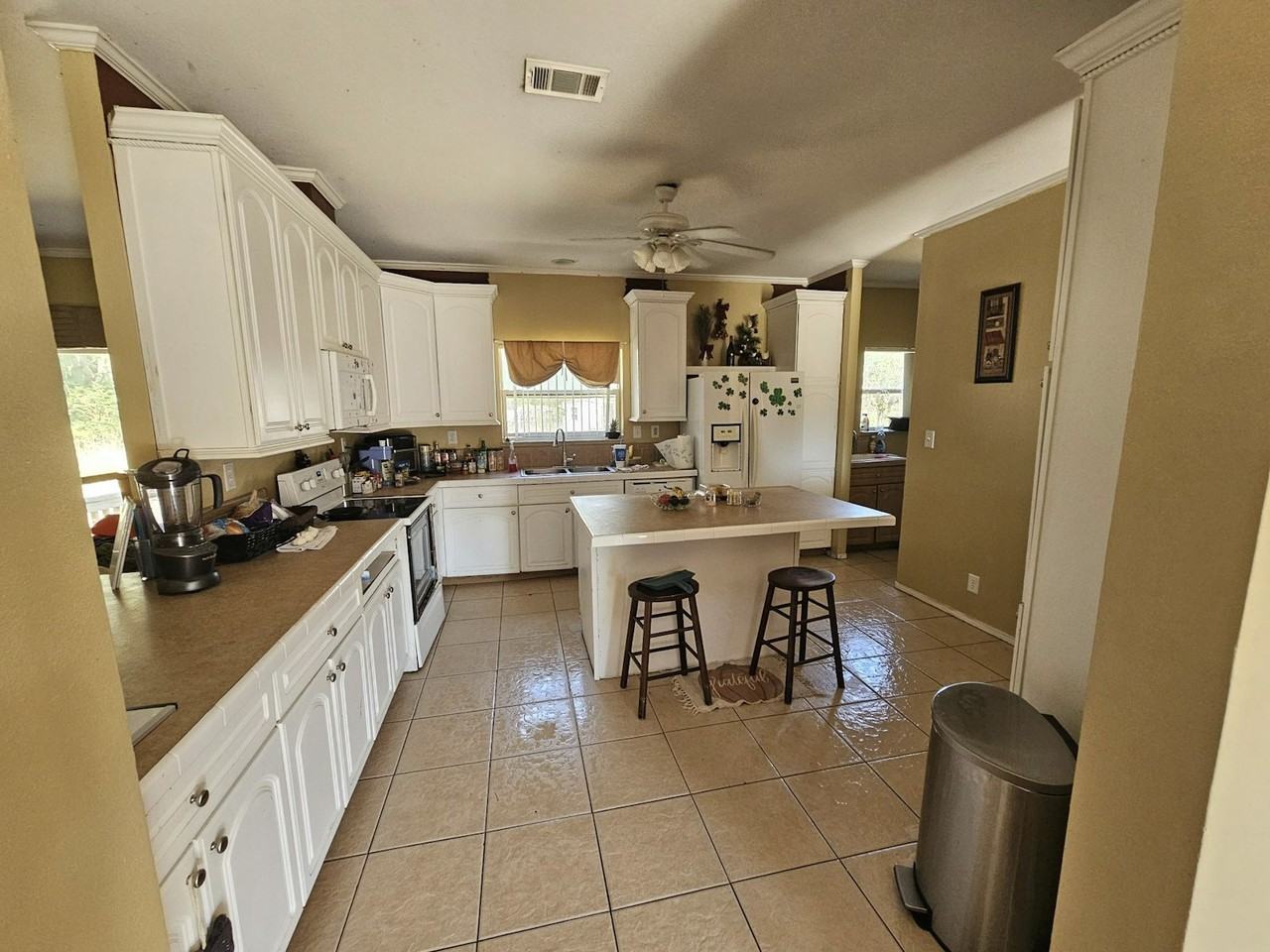 5531 Northwest 165th Street - Photo 7 of 21