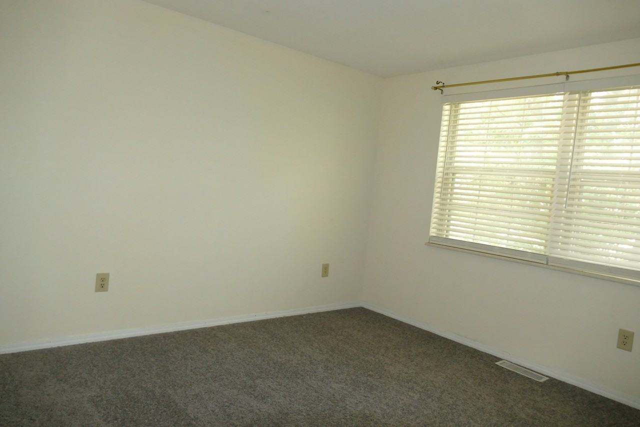 3 Criswell Lane - Photo 5 of 8