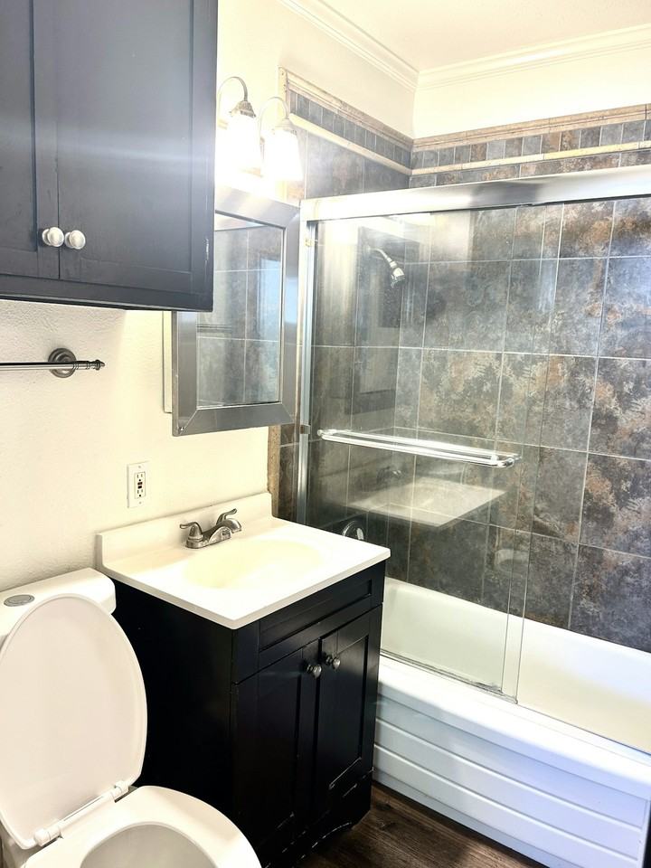 1160 South Walnut Street, Unit 9 - Photo 5 of 12