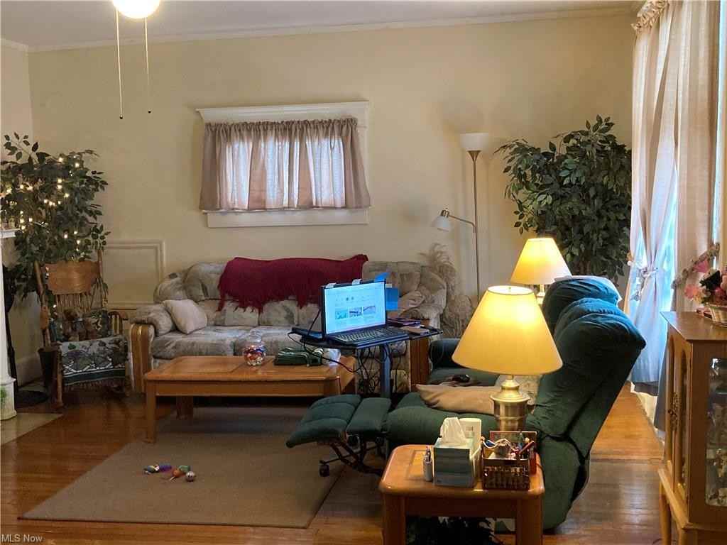 235 N 10th St - Photo 4 of 12