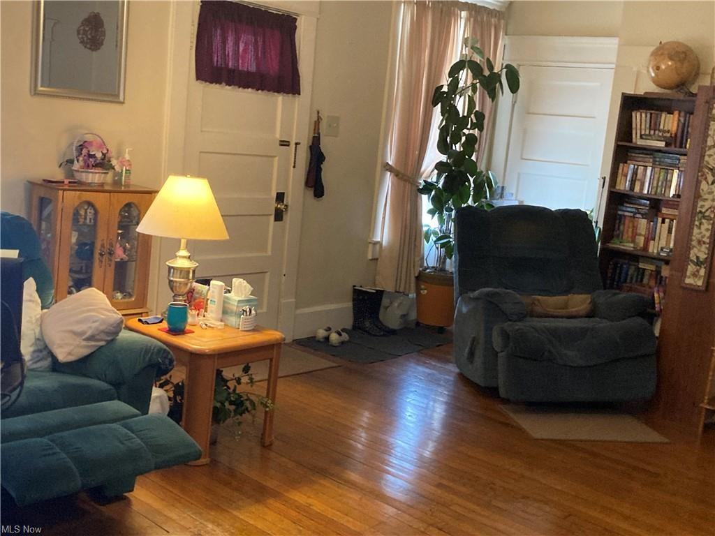 235 N 10th St - Photo 5 of 12