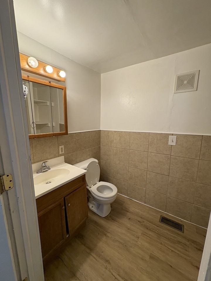 31 N Elm St #2 - Photo 5 of 6