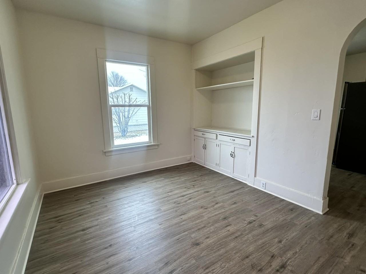 906 B St #1 - Photo 3 of 24