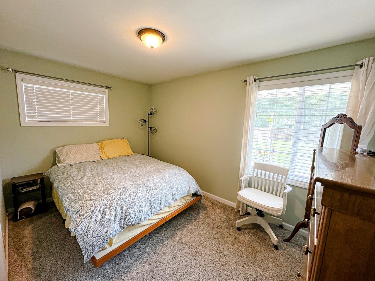 7130 N Navajo Ave #1 - Photo 7 of 17