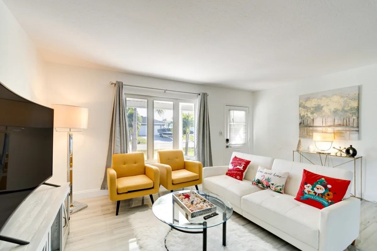 5201 Forbes Ter #1 - Photo 5 of 10