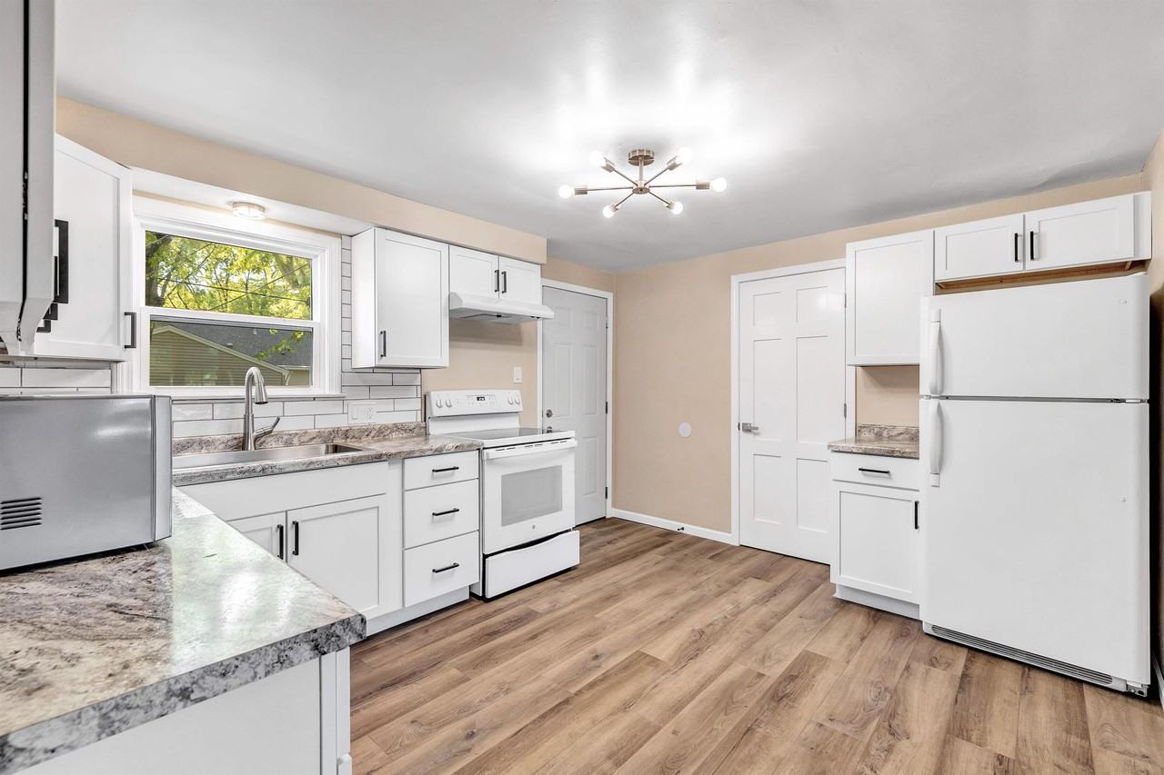 Cottage Grove Ave #483 - Photo 4 of 17