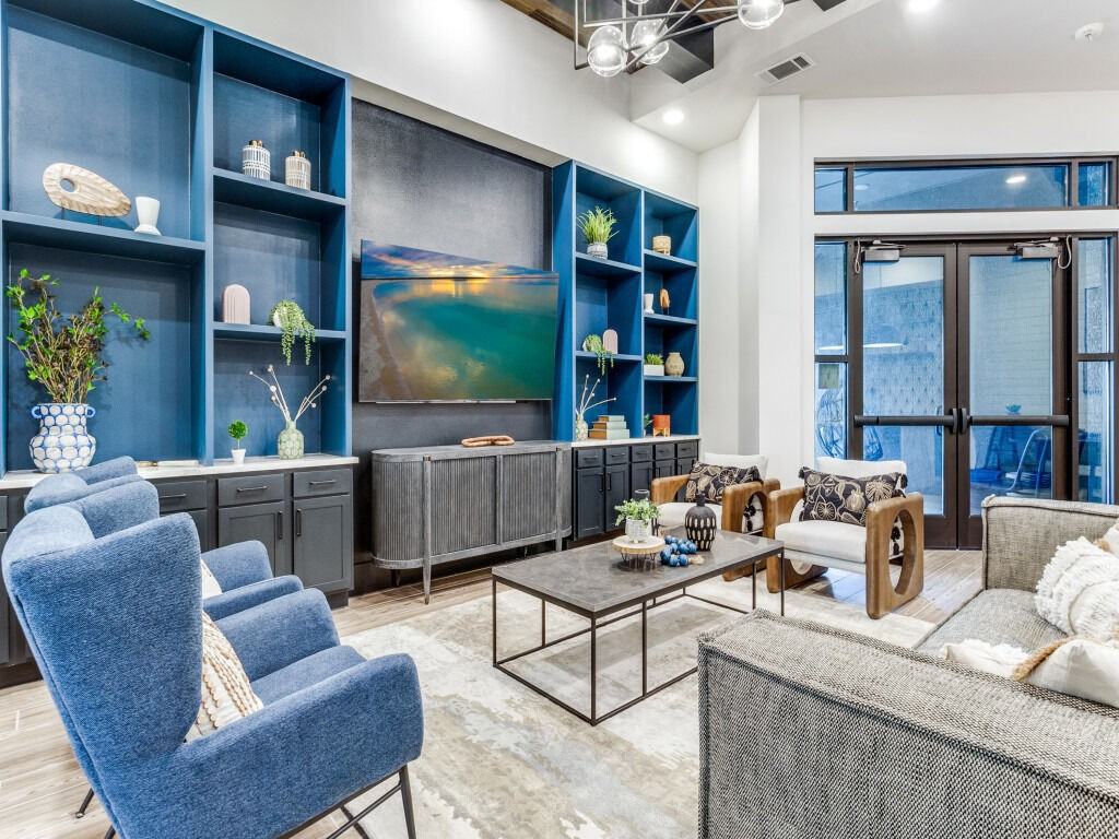 Palladium Park Row Katy - Photo 3 of 23