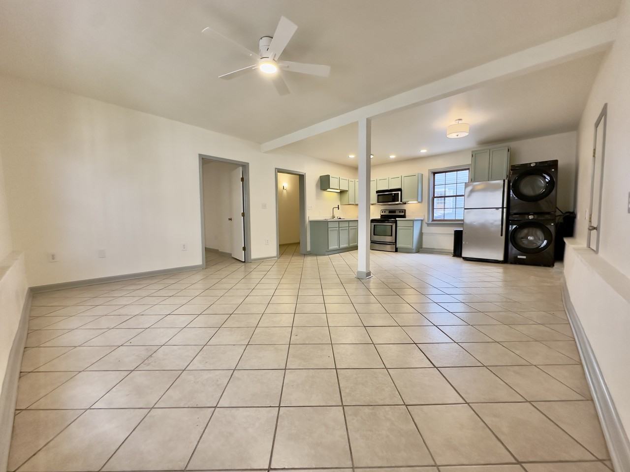 1039 4th St #4 - Photo 7 of 10