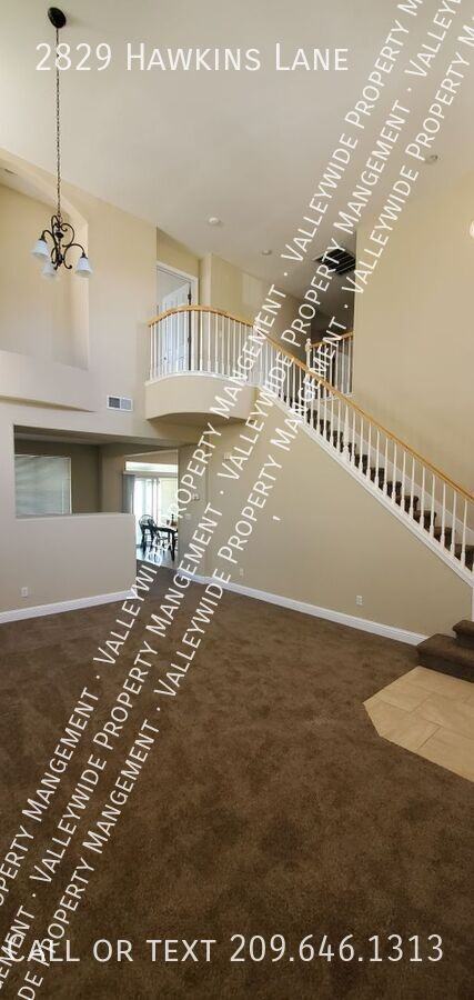 2829 Hawkins Ln #1 - Photo 4 of 25